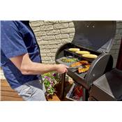 BROIL KING CROWN™ PELLET 400 SMOKER AND GRILL
