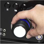 BROIL KING REGAL™ PELLET 400 SMOKER AND GRILL