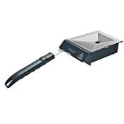 BROIL KING CROWN™ PELLET 400 SMOKER AND GRILL